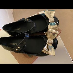 Mini Melissa ultragirl size 12 EUC